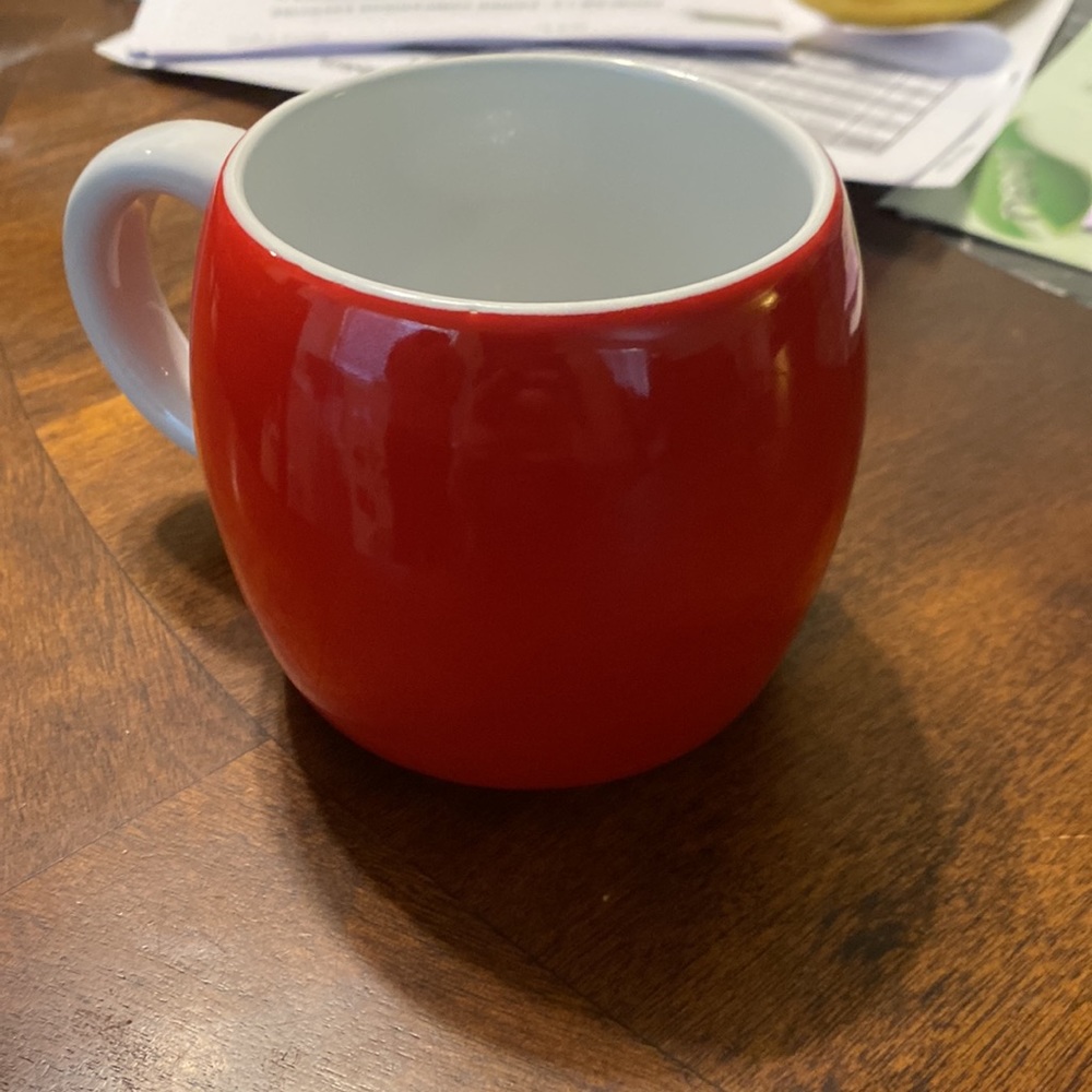 Disney Cruella coffe mug, in great condition. - Picture 4 of 4